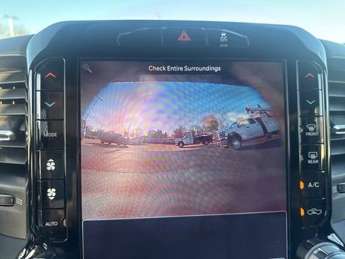 New 2025 RAM 5500 Tradesman image 32