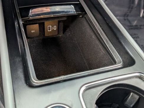 Used 2020 Lincoln Corsair FWD w/ Rear Removable Package Tray image 33