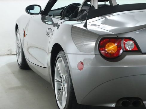 Used 2003 BMW Z4 3.0i RWD image 36