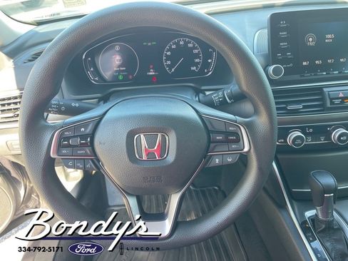 Used 2018 Honda Accord LX image 9