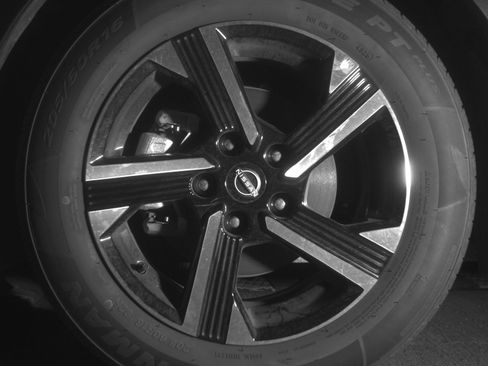 Used 2025 Nissan Sentra SV image 12