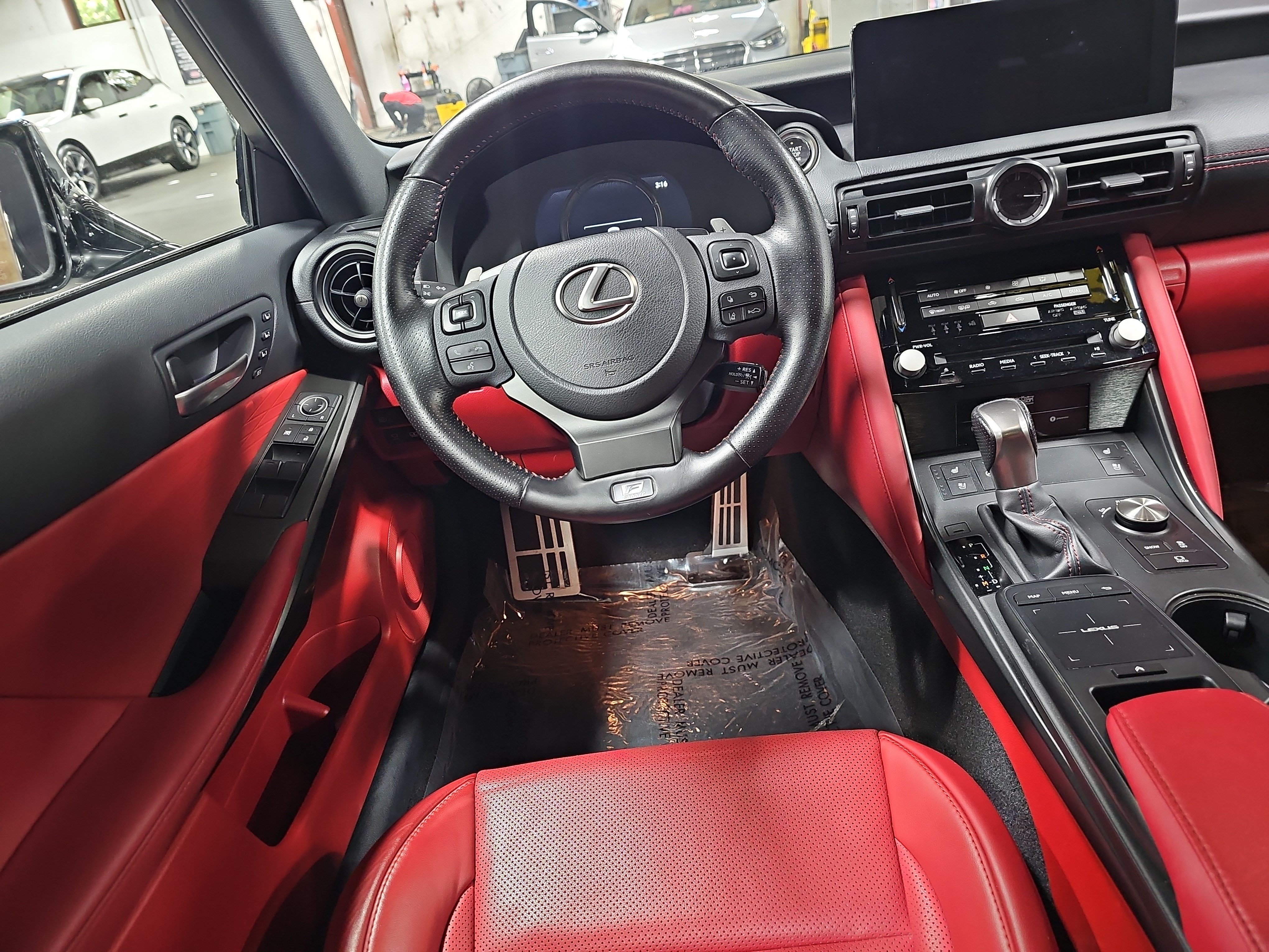 Used 2023 Lexus IS 350 F Sport RWD image 16