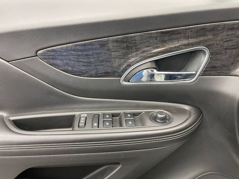 Used 2014 Buick Encore Convenience FWD image 14