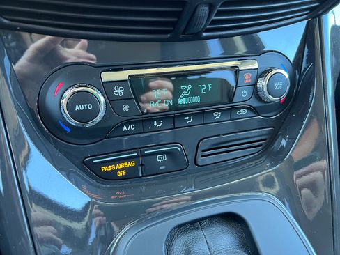 Used 2016 Ford Escape Titanium FWD image 24