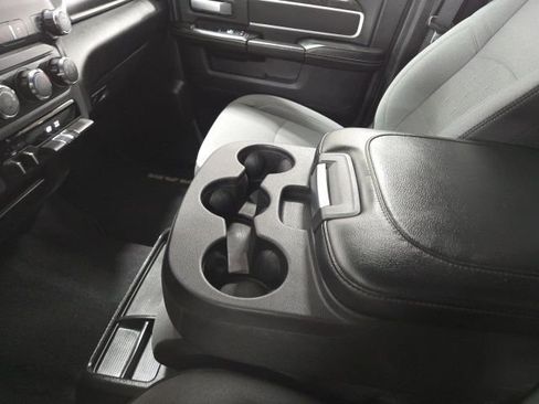 Used 2024 RAM 3500 Big Horn image 25