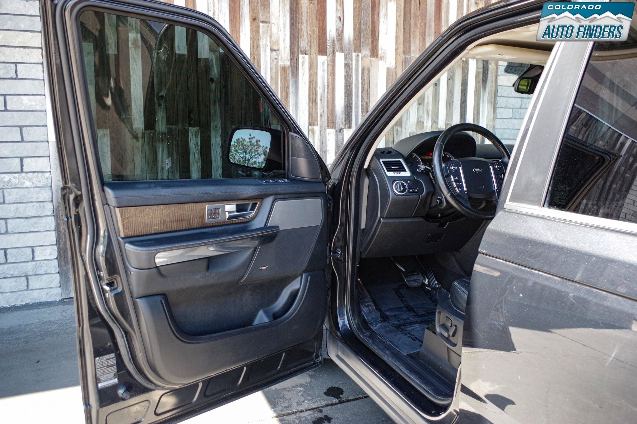 Used 2011 Land Rover Range Rover Sport HSE AWD/4WD image 10
