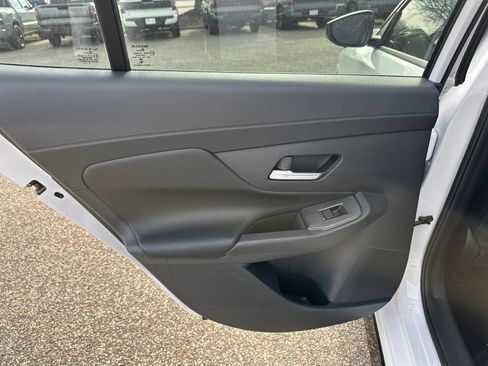New 2026 Nissan Sentra SR w/ SR Premium Package FWD image 20