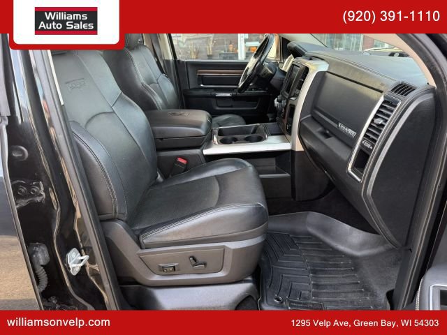 Used 2015 RAM 1500 Laramie w/ Convenience Group AWD/4WD image 17