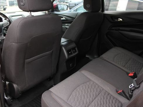 Used 2018 Chevrolet Equinox LT FWD image 21