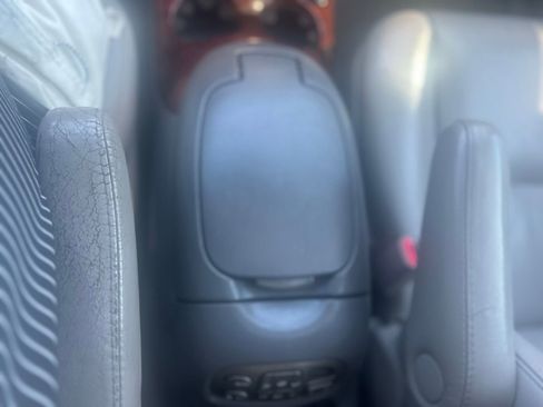 Used 2007 Toyota Sequoia Limited image 37