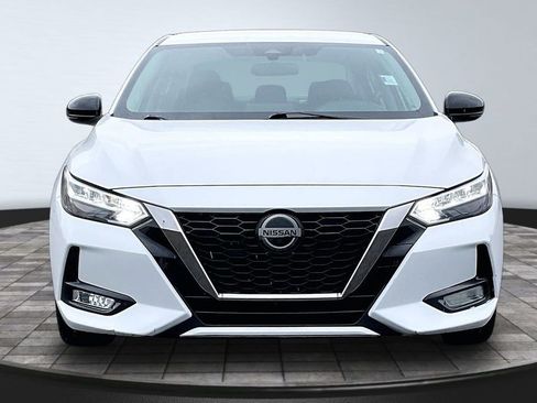 Used 2021 Nissan Sentra SR FWD image 3