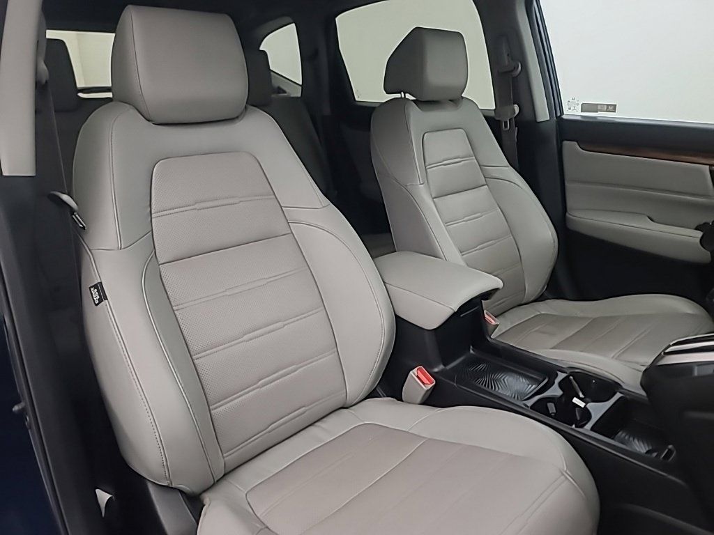 Used 2019 Honda CR-V Touring image 17