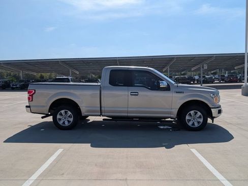 Used 2018 Ford F150 XLT RWD image 6