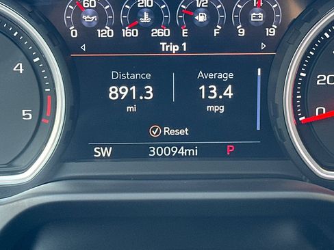 Used 2022 Chevrolet Silverado 3500 High Country image 31