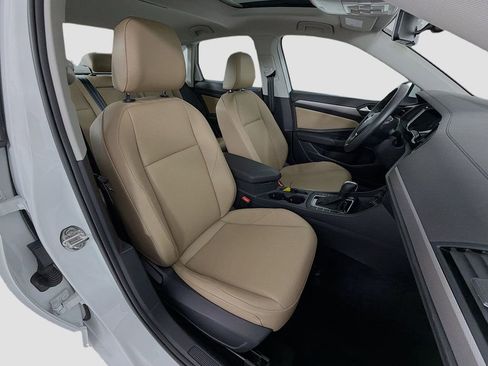 Used 2020 Volkswagen Jetta SE w/ SE Cold Weather Package image 28