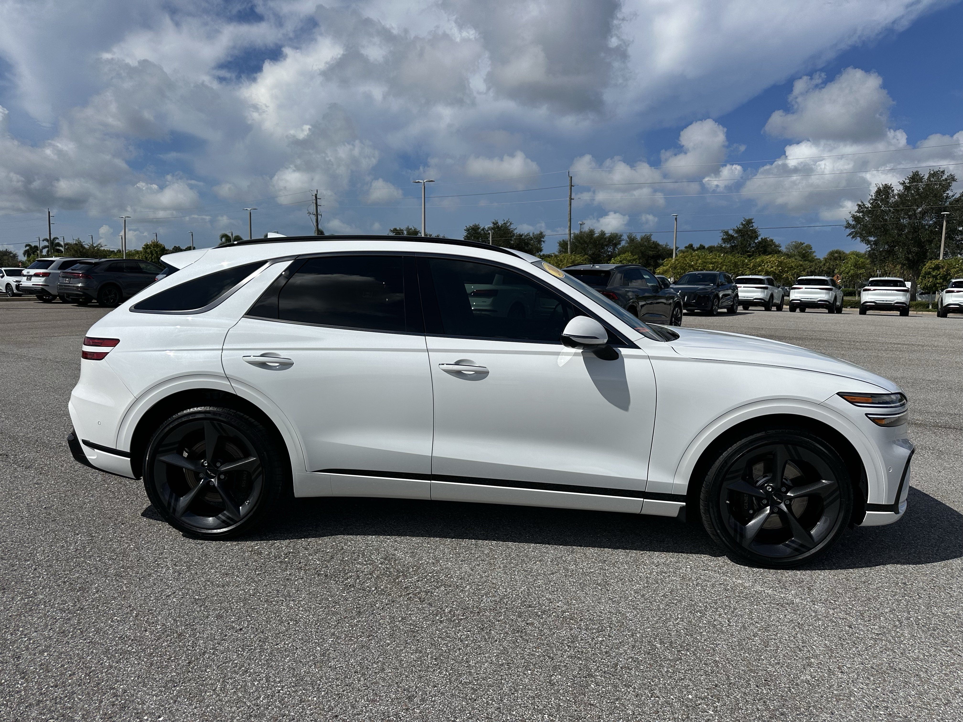 Used 2026 Genesis GV70 2.5T Sport Prestige AWD/4WD image 3