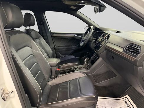 Used 2022 Volkswagen Tiguan SEL R-Line image 24