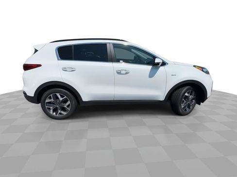 Used 2022 Kia Sportage EX AWD/4WD image 9