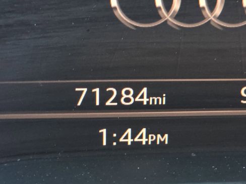 Used 2018 Audi Q5 2.0T Premium Plus w/ Premium Plus Package image 32