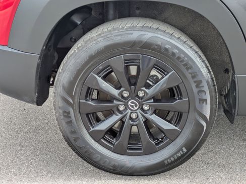 Used 2025 MAZDA CX-50 AWD 2.5 Hybrid w/ Premium Pkg image 9