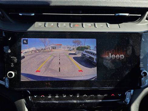 New 2026 Jeep Grand Cherokee L Limited image 12