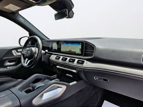 Used 2021 Mercedes-Benz GLE 350 4MATIC w/ Premium Package image 33