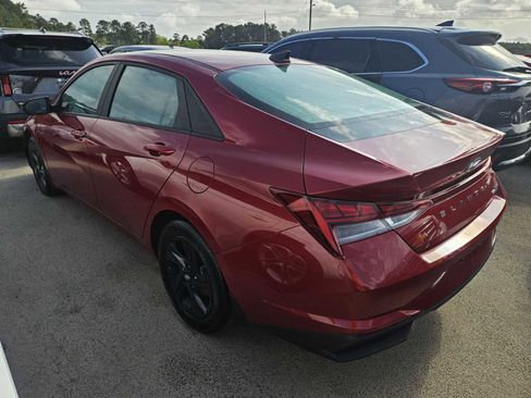 Used 2023 Hyundai Elantra Blue image 4