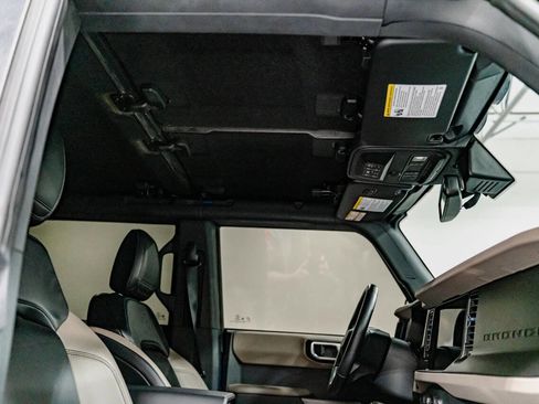 Used 2022 Ford Bronco Wildtrak AWD/4WD image 26