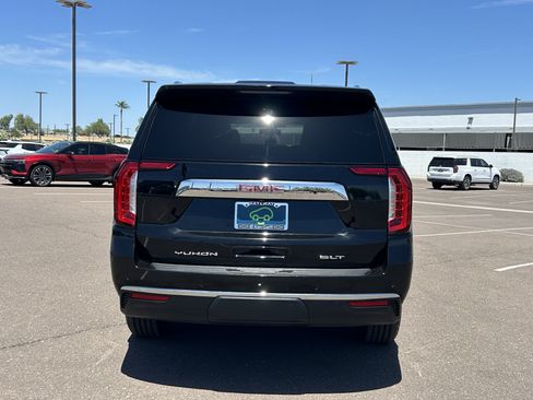Used 2021 GMC Yukon XL SLT w/ SLT Luxury Package AWD/4WD image 4