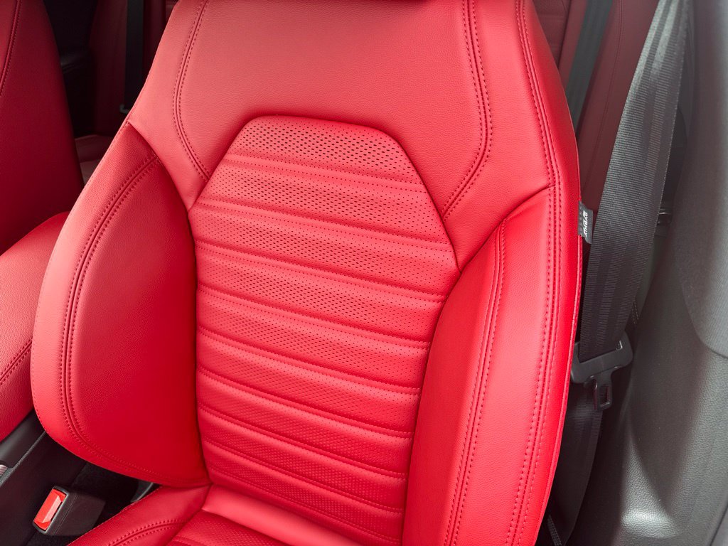 New 2026 Alfa Romeo Stelvio Sprint AWD/4WD image 32