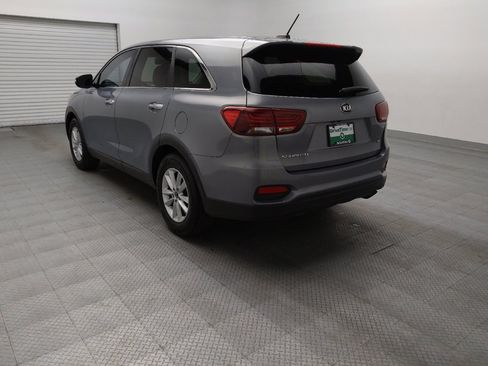 Used 2020 Kia Sorento LX FWD image 5