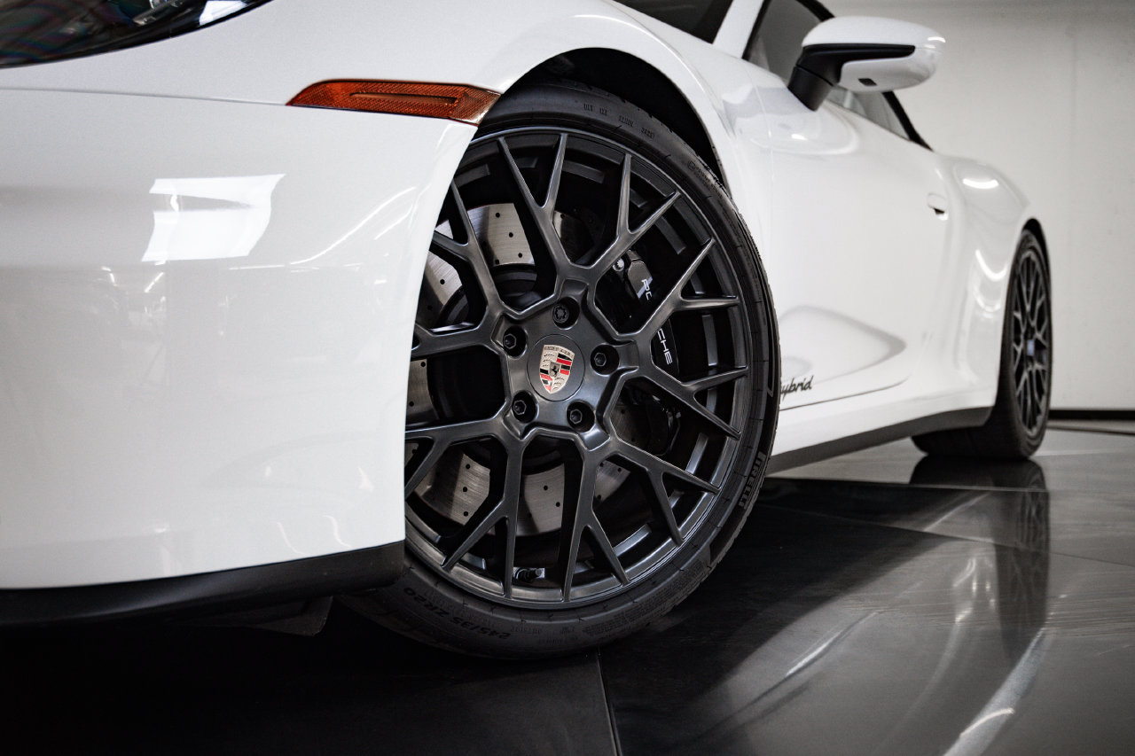 Certified 2026 Porsche 911 Carrera GTS RWD image 12