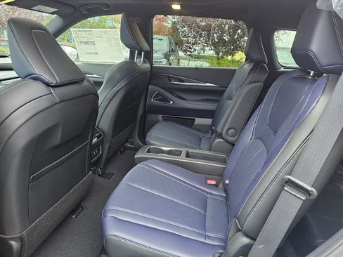 New 2026 INFINITI QX60 Sport image 21
