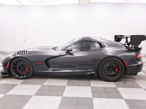 Used 2017 Dodge Viper ACR w/ Extreme Aero Package RWD image 10