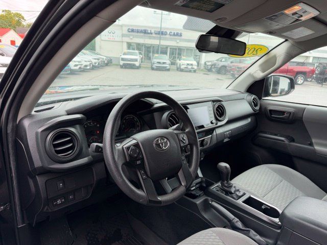 Used 2022 Toyota Tacoma SR AWD/4WD image 6