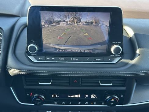 Certified 2023 Nissan Rogue SV w/ SV Premium B Package image 35