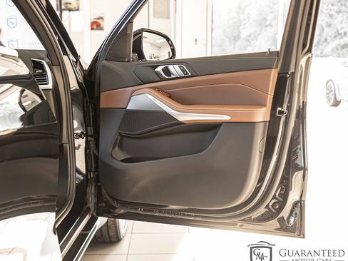 Used 2022 BMW X5 xDrive40i w/ Premium Package image 45