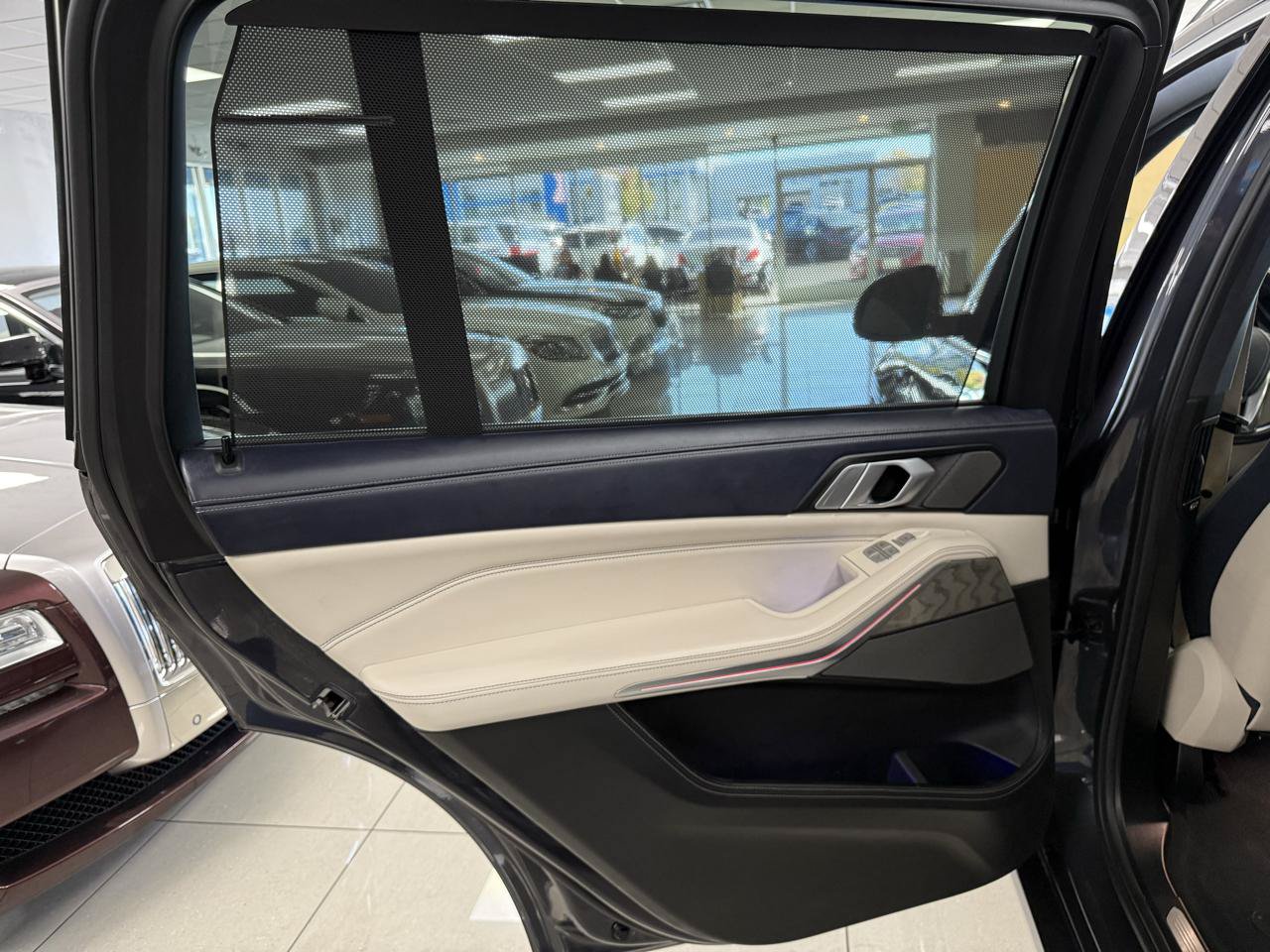 Used 2019 BMW X7 xDrive50i w/ Executive Package AWD/4WD image 10