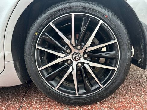 Used 2022 Toyota Camry SE image 29