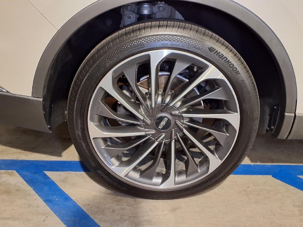 Used 2022 Lincoln Aviator Reserve w/ Equipment Group 201A RWD image 25