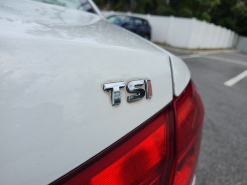 Used 2015 Volkswagen Passat 1.8T Limited Edition FWD image 25