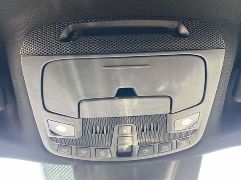 Used 2019 Lincoln Navigator Reserve AWD/4WD image 32