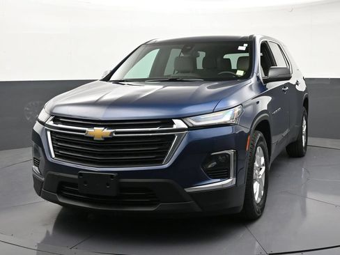 Used 2023 Chevrolet Traverse LS AWD/4WD image 8