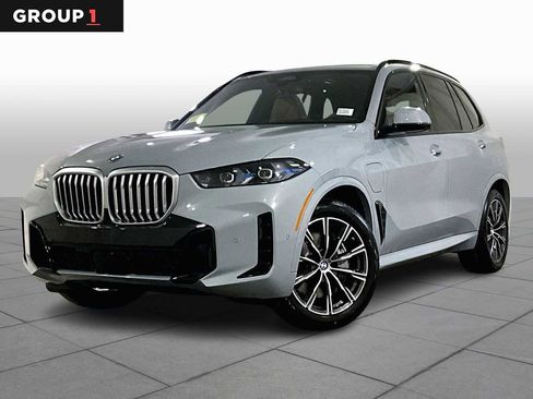 New 2026 BMW X5 xDrive50e w/ M Sport Package AWD/4WD image 1
