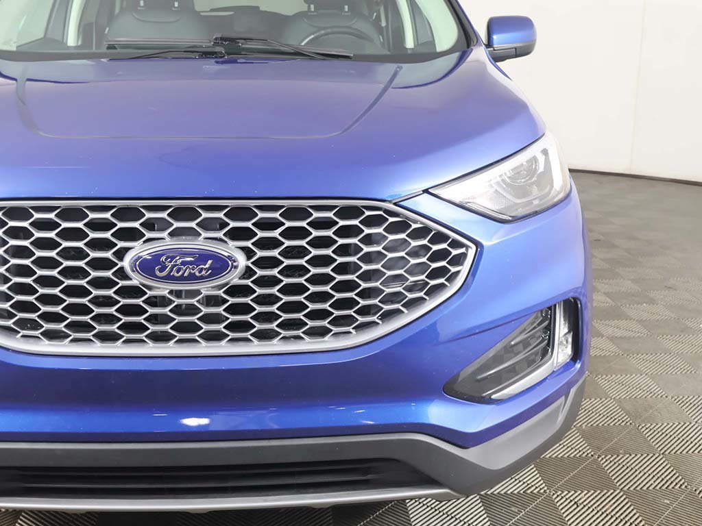 Used 2023 Ford Edge SEL w/ Convenience Package AWD/4WD image 13
