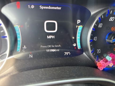 Used 2017 Chrysler Pacifica Touring-L Plus image 10
