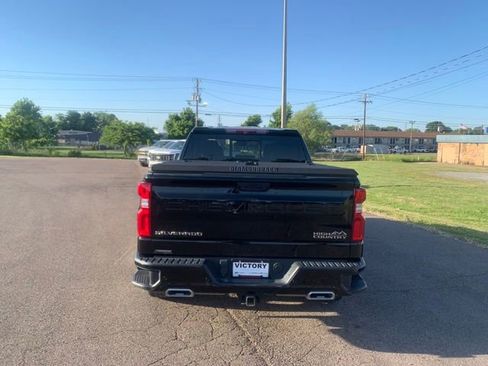 Used 2023 Chevrolet Silverado 1500 High Country AWD/4WD image 6