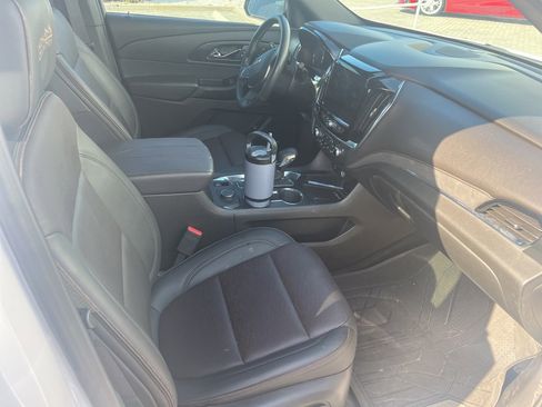 Certified 2023 Chevrolet Traverse High Country w/ LPO, Floor Liner Package image 5