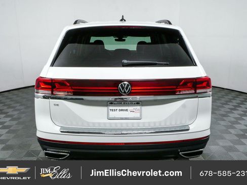 Used 2024 Volkswagen Atlas SE FWD image 26