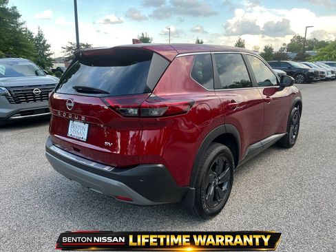 Used 2023 Nissan Rogue SV FWD image 7